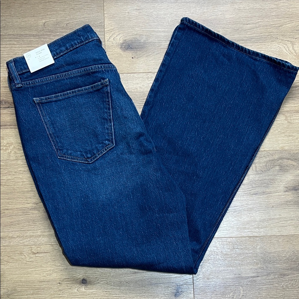 NWT Universal Thread High Rise Flare Womens Denim Jeans